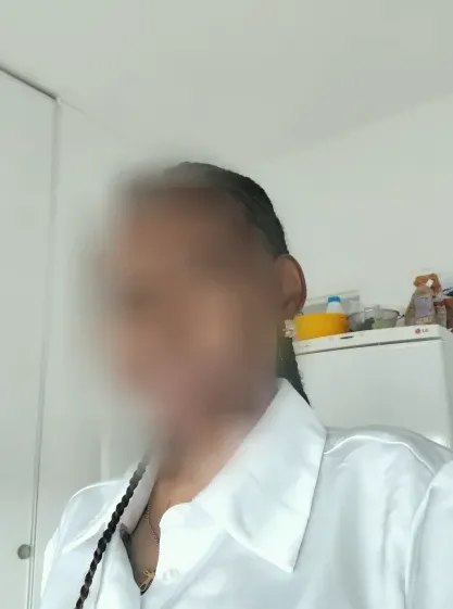 Aina, 34 años