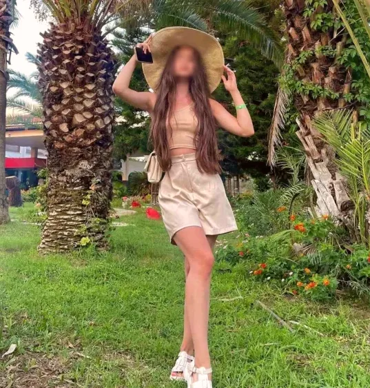Sara, 23 años